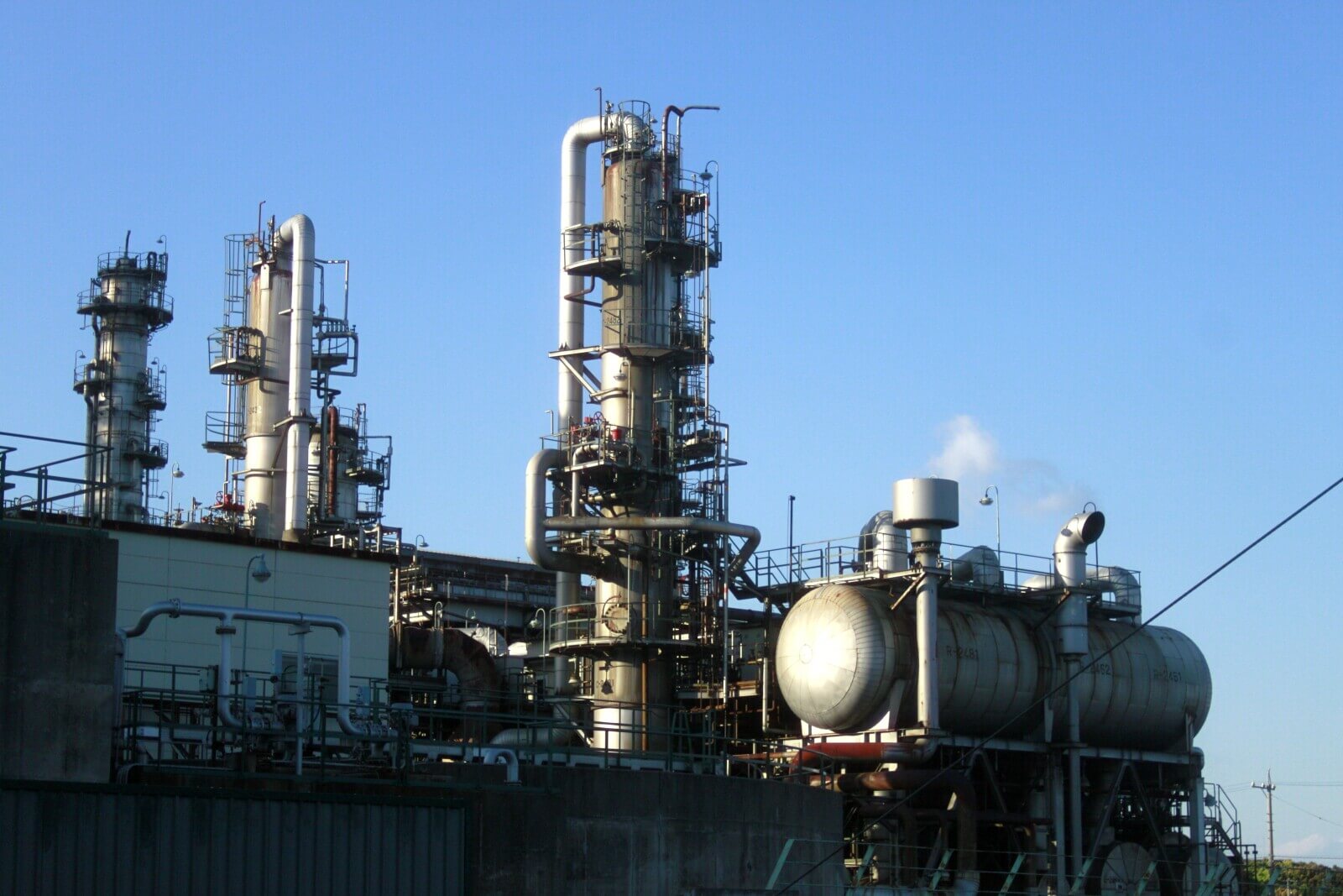oil refinery